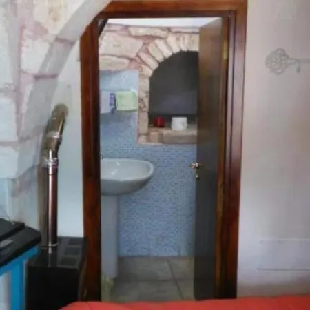 In Trullo Con Bagno Indipendente Apartment Martina Franca